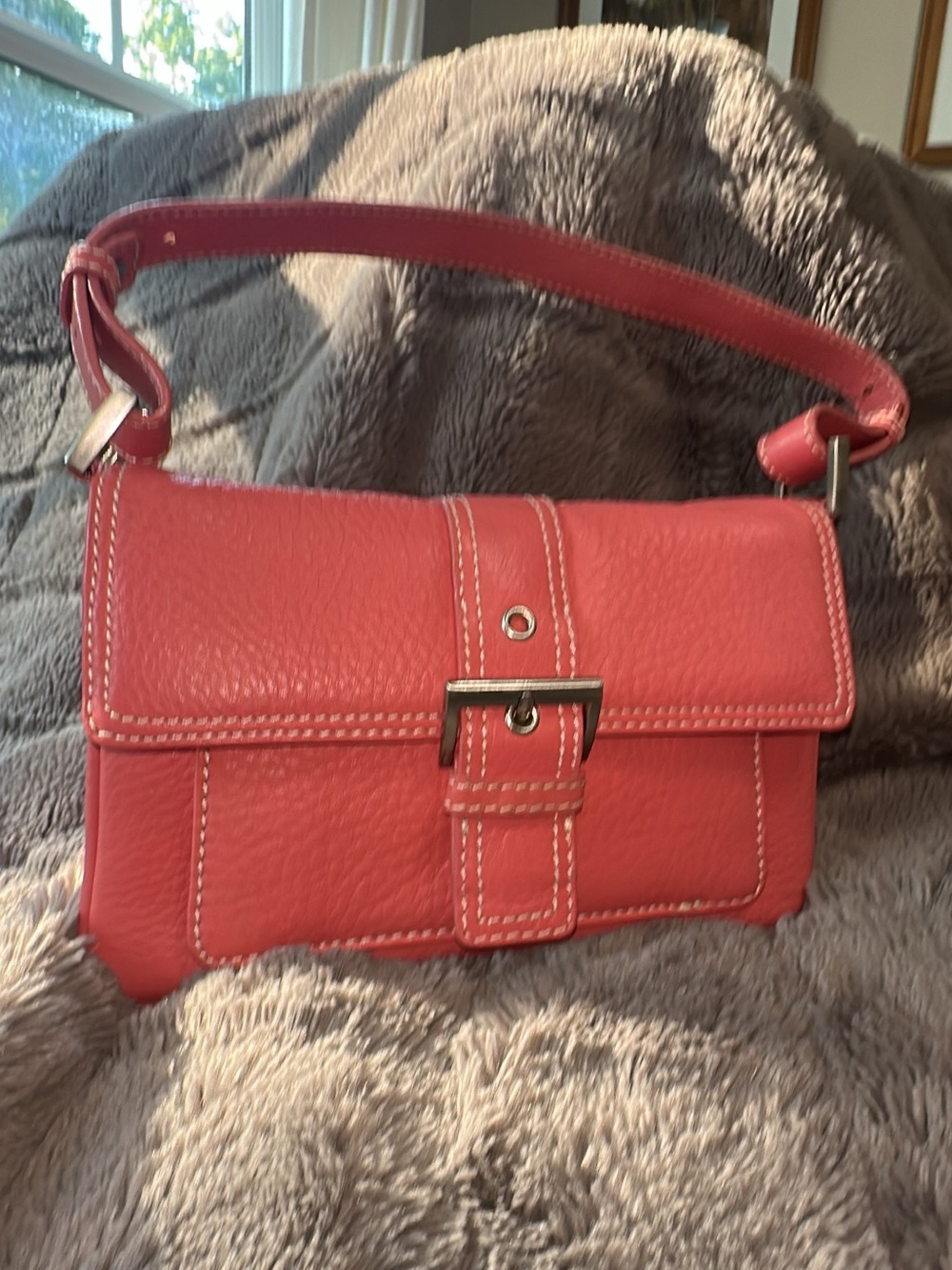 Talbots Coral Pink Leather Shoulder Bag with Buckle 8x5 (bags26)
